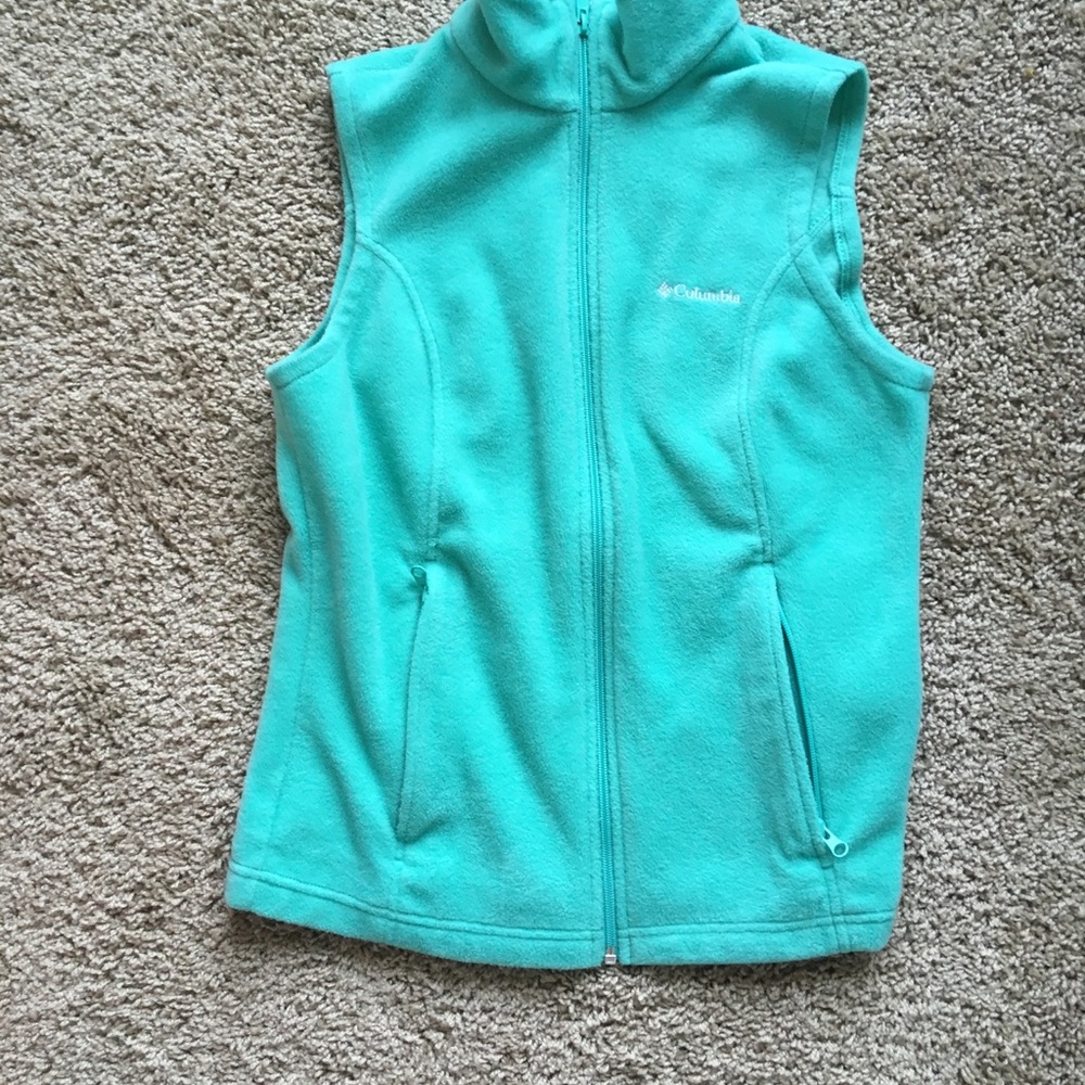 Columbia vest